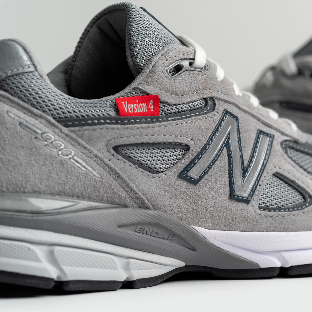 New Balance M990VS4