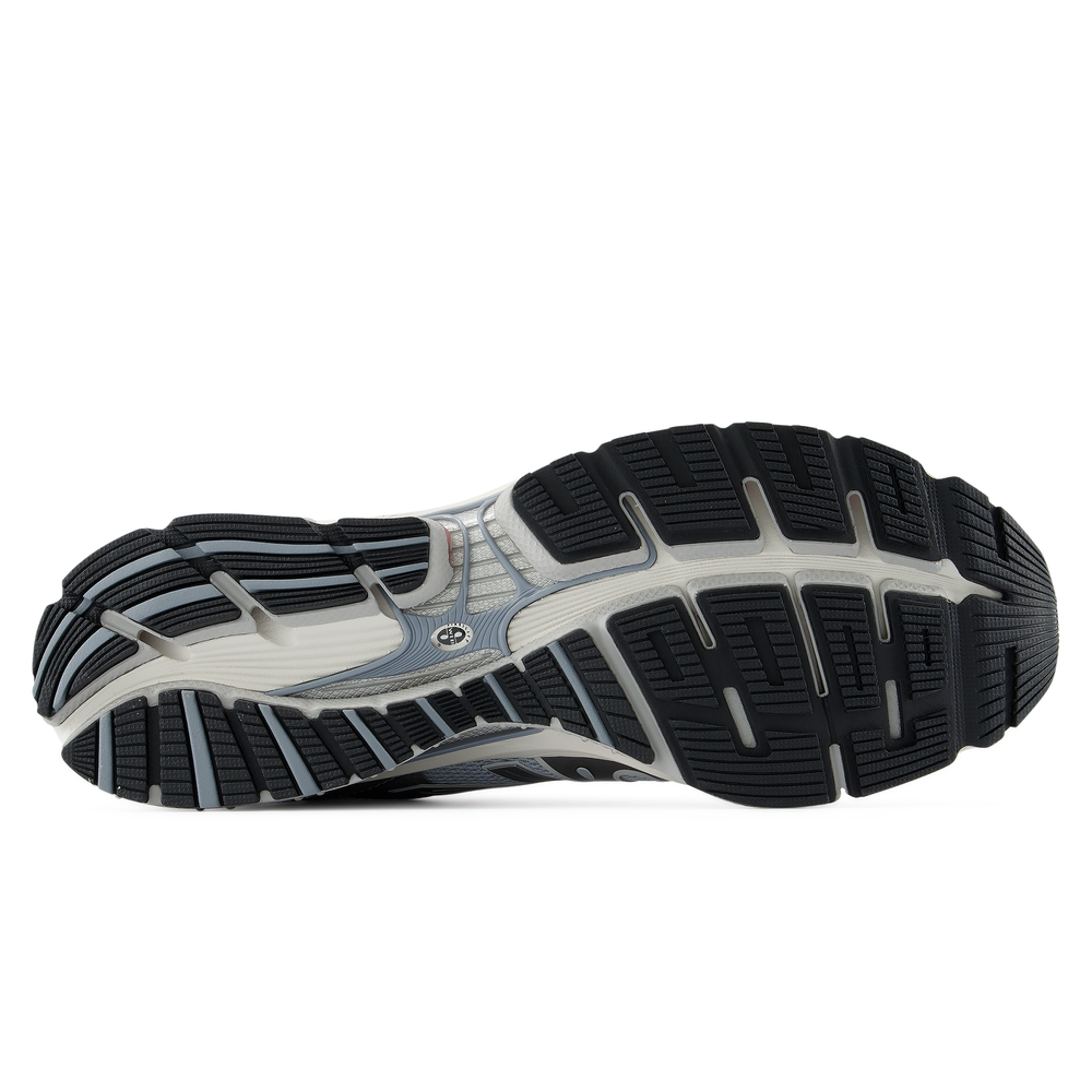 Unisex boty New Balance U18907NG – stříbrný