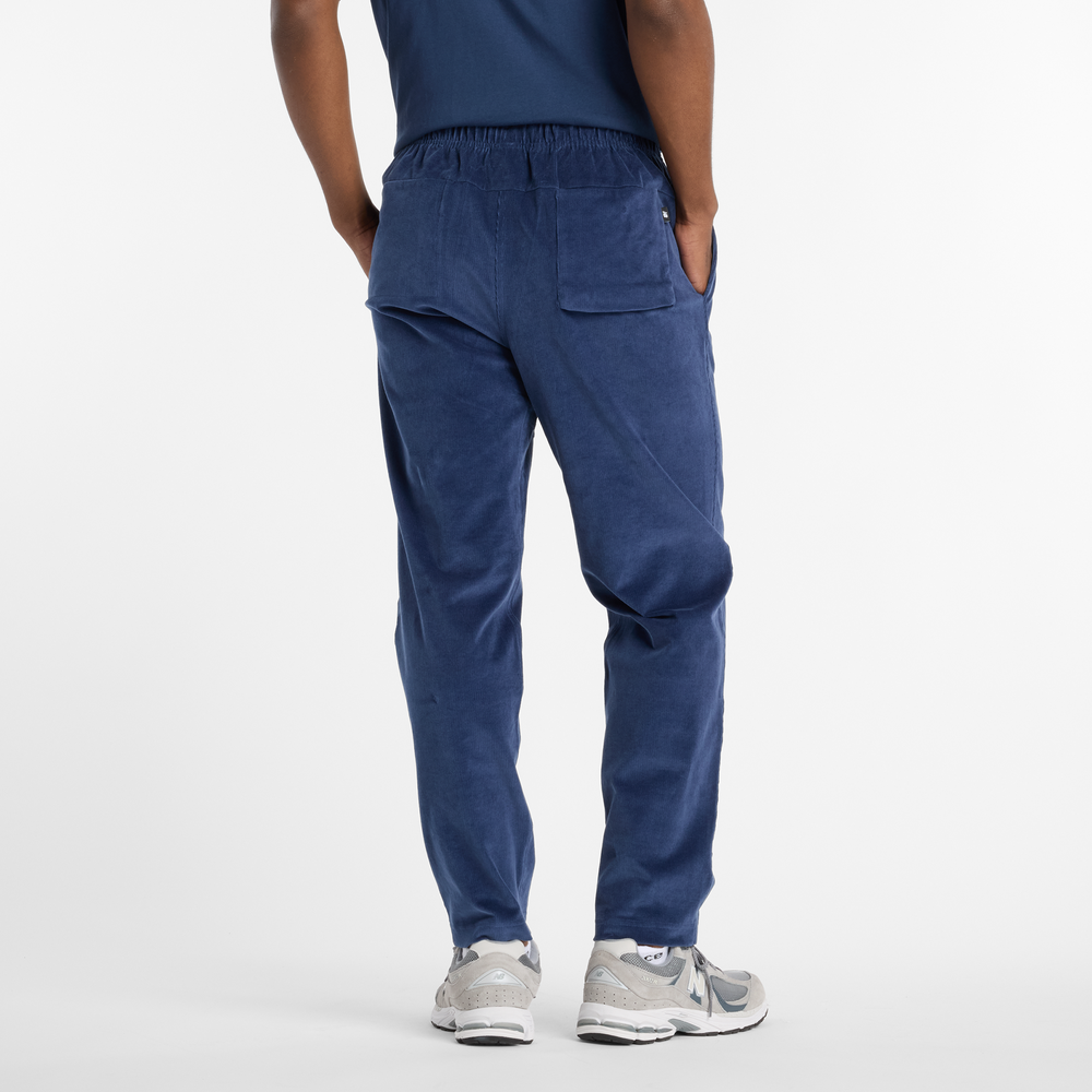 Pánské kalhoty New Balance MP53521NNY – tmavomodrá