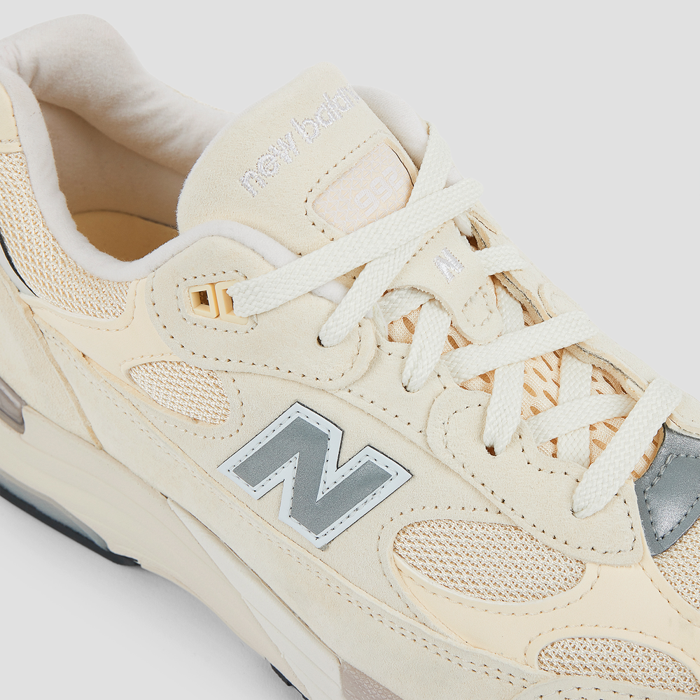 Unisex boty New Balance U992MC - béžové