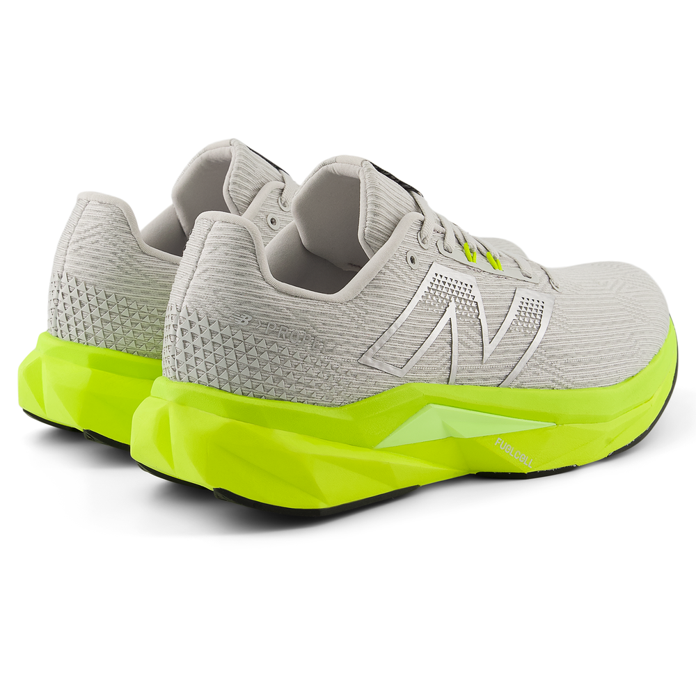 Pánské boty New Balance FuelCell Propel v5 MFCPR9N0 – šedé