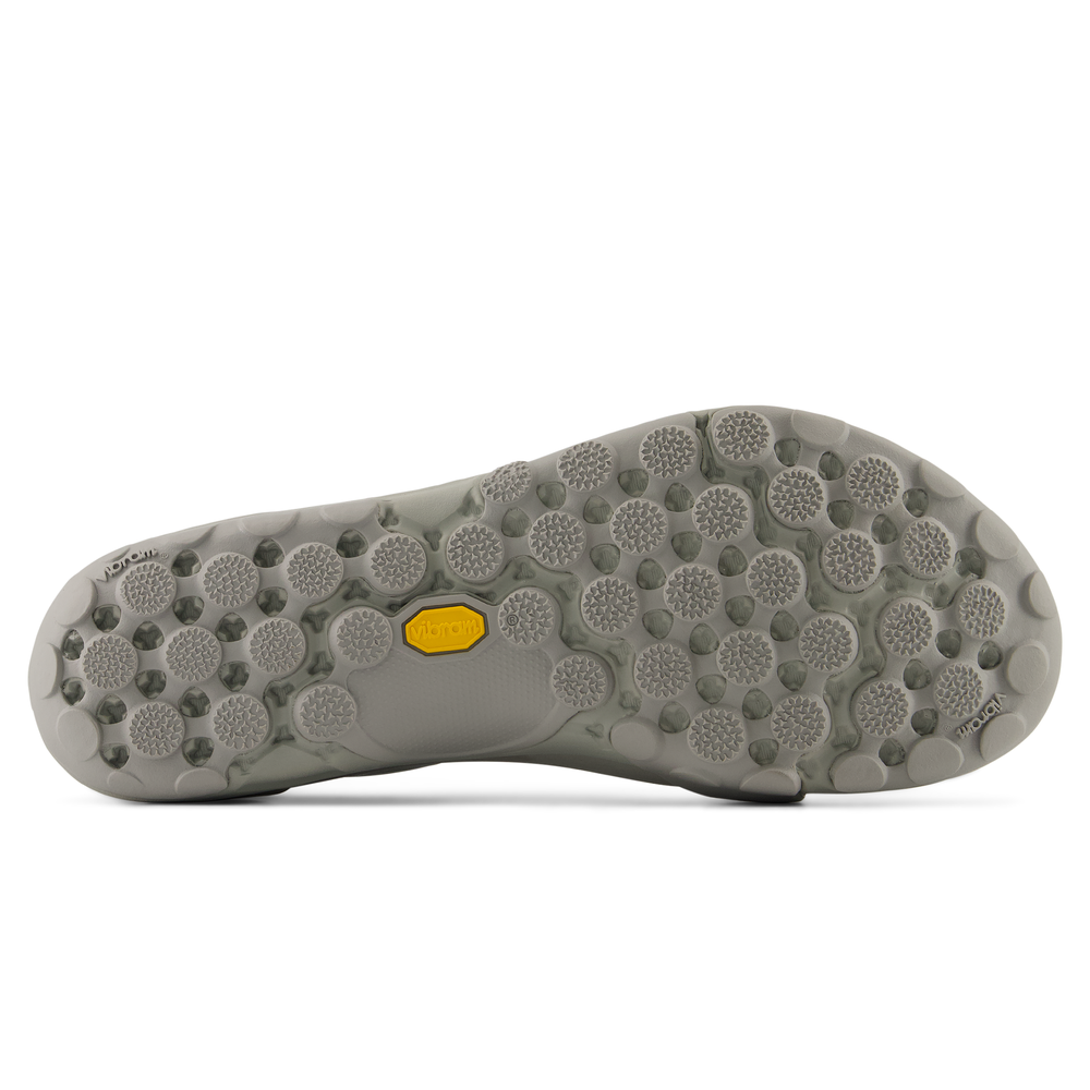 Unisex boty New Balance Minimus MT10T8WQ – šedé