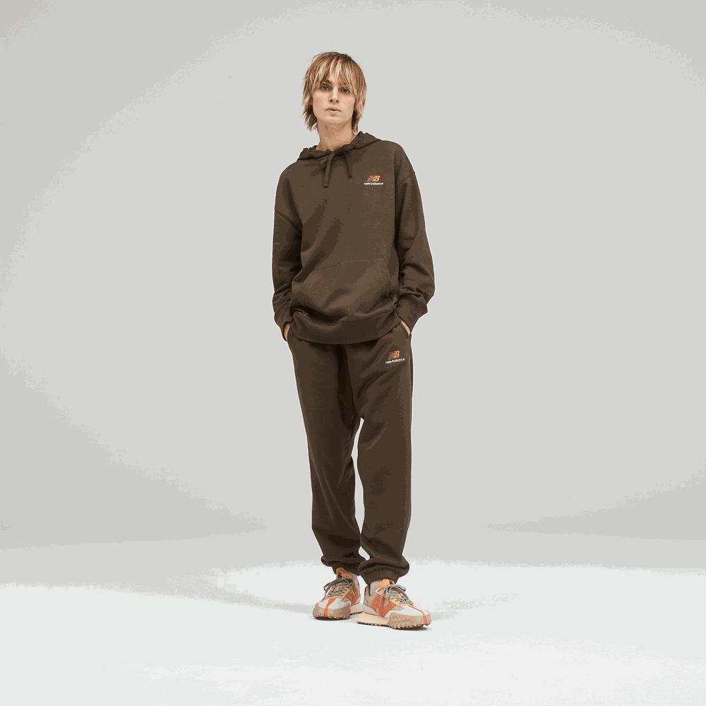 Unisex mikina New Balance UT21500RHE – hnědý