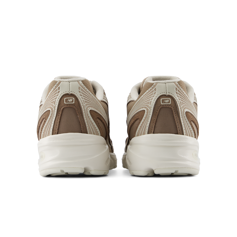 Unisex boty New Balance U7403TR – hnědý
