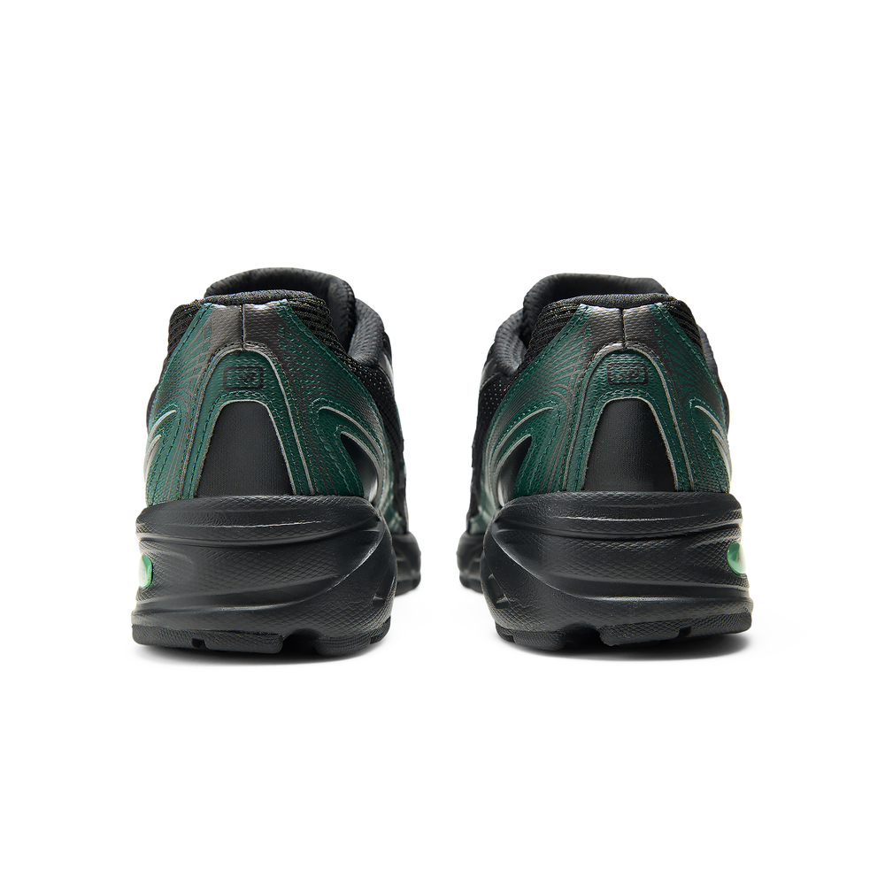 Dětské boty New Balance G7403J1 – černé