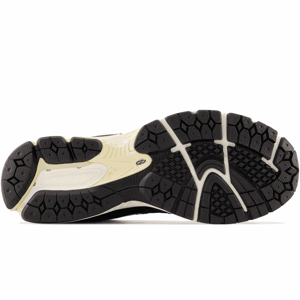 Unisex boty New Balance M2002RCA – tmavomodrá