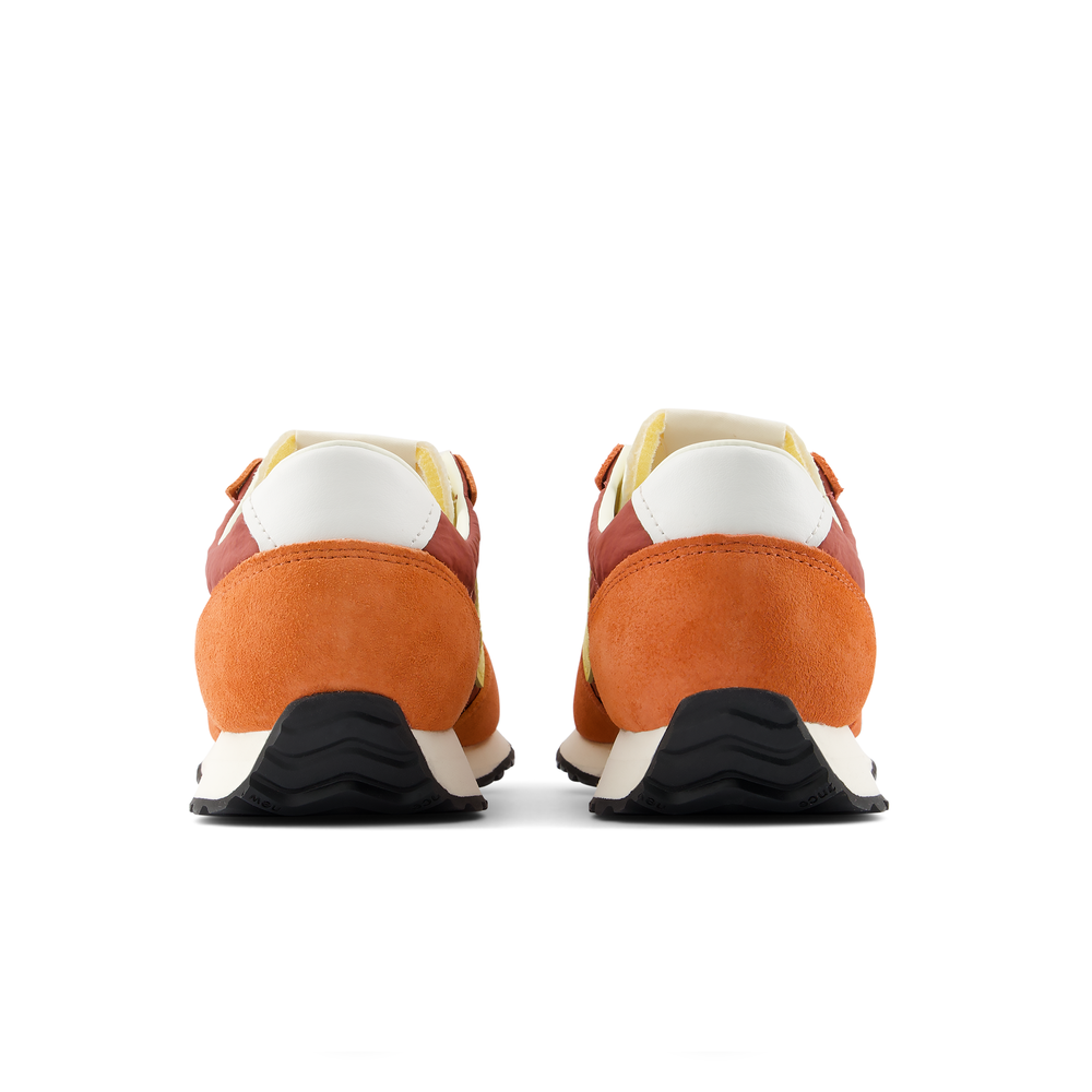 Unisex boty New Balance U4712FA – oranžová