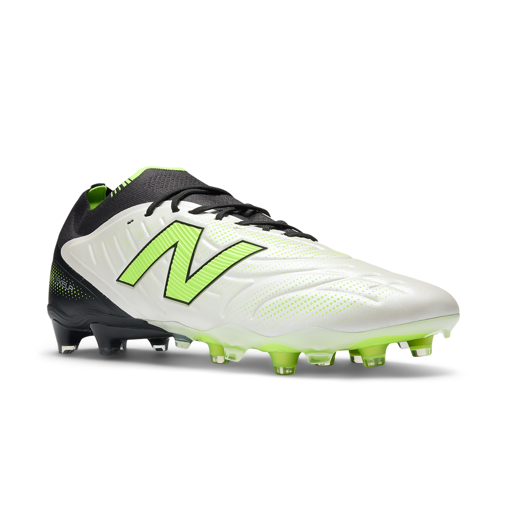 Pánské kopačky New Balance TEKELA ELITE FG V5 ST1FLSP5 – bílé