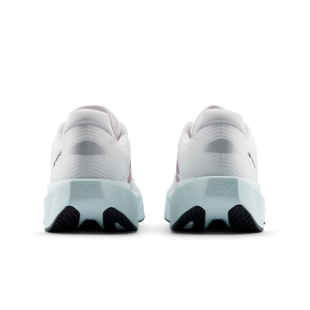 Pánské boty New Balance FuelCell Rebel v5 MFCX1WY – bílé