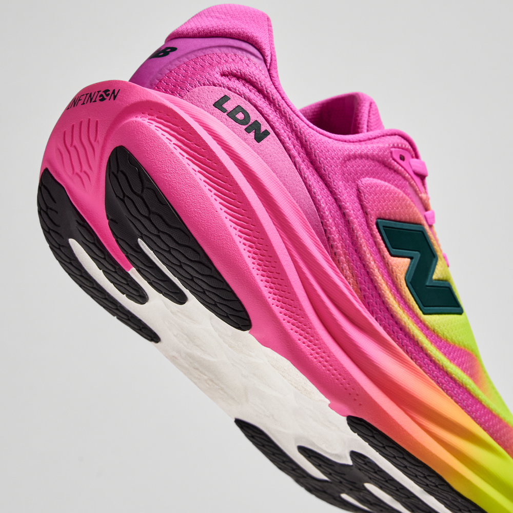 Dámské boty New Balance Infinion 1080 v15 TCS London Marathon W1080940 – růžové