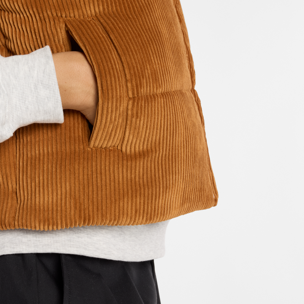 Dámská vesta New Balance WV53500TOF – béžové