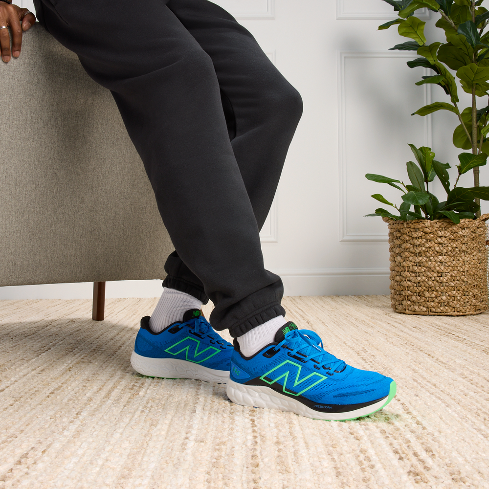 Pánské boty New Balance Fresh Foam 680 v8 M680LB8 – modré