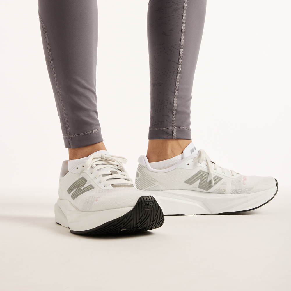 Dámské legíny New Balance Reflective RC Heat – šedé