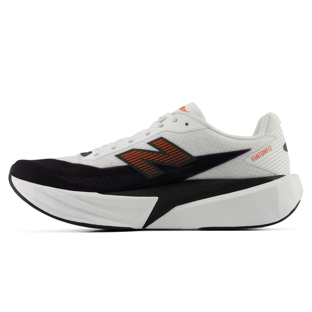 Pánské boty New Balance FuelCell Rebel v5 MFCX93C – bílé