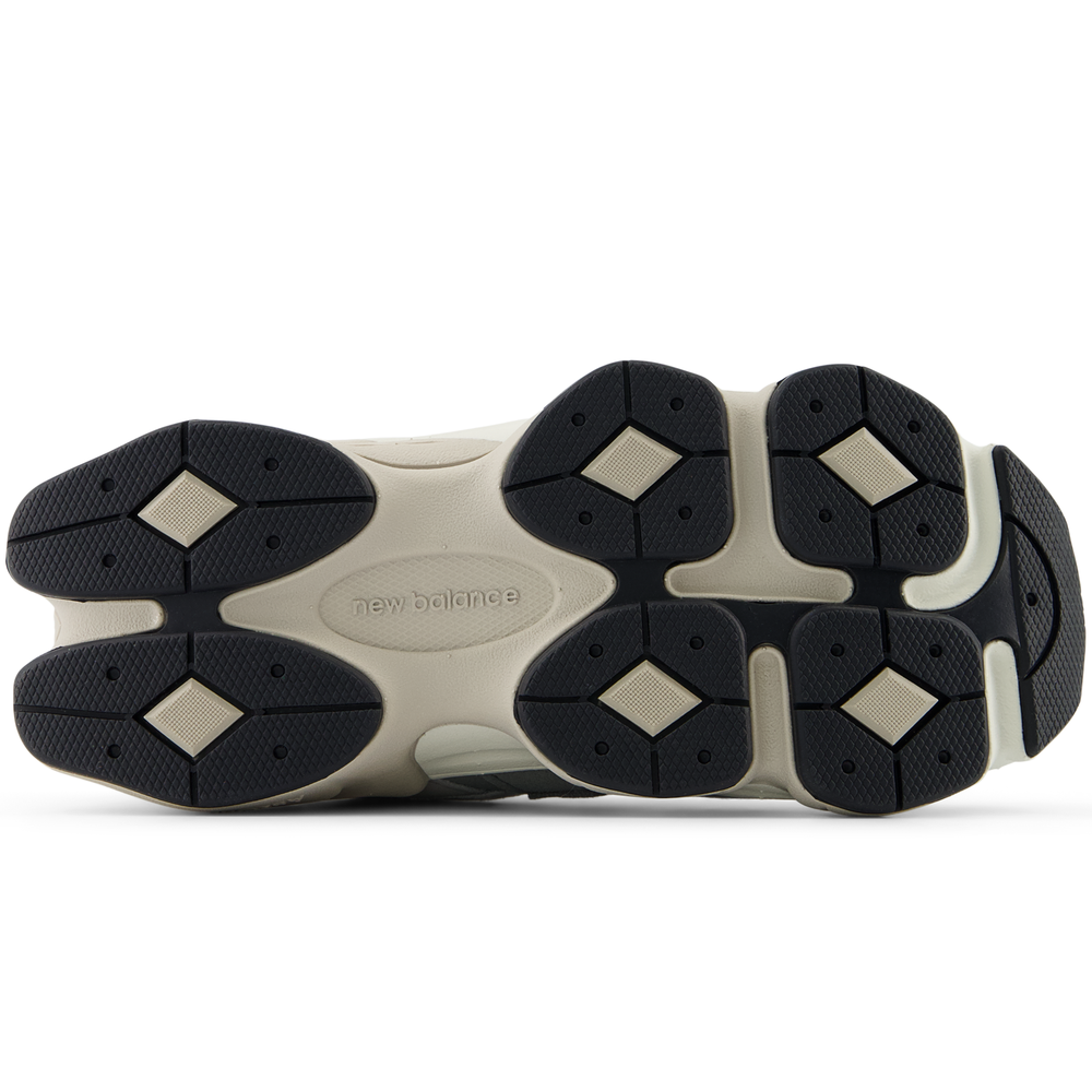 Dětské boty New Balance PC9060EM – šedé