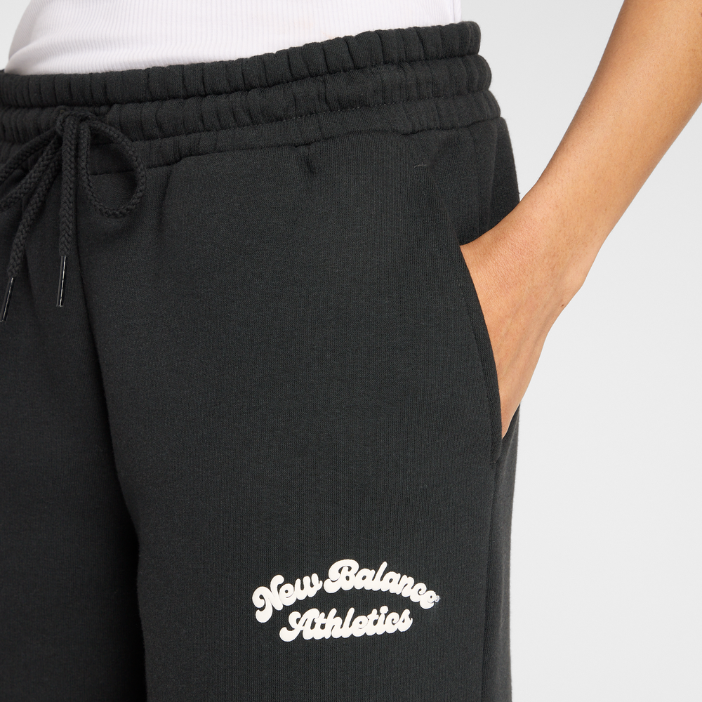 Dámské kalhoty New Balance WP53902BK  – černé