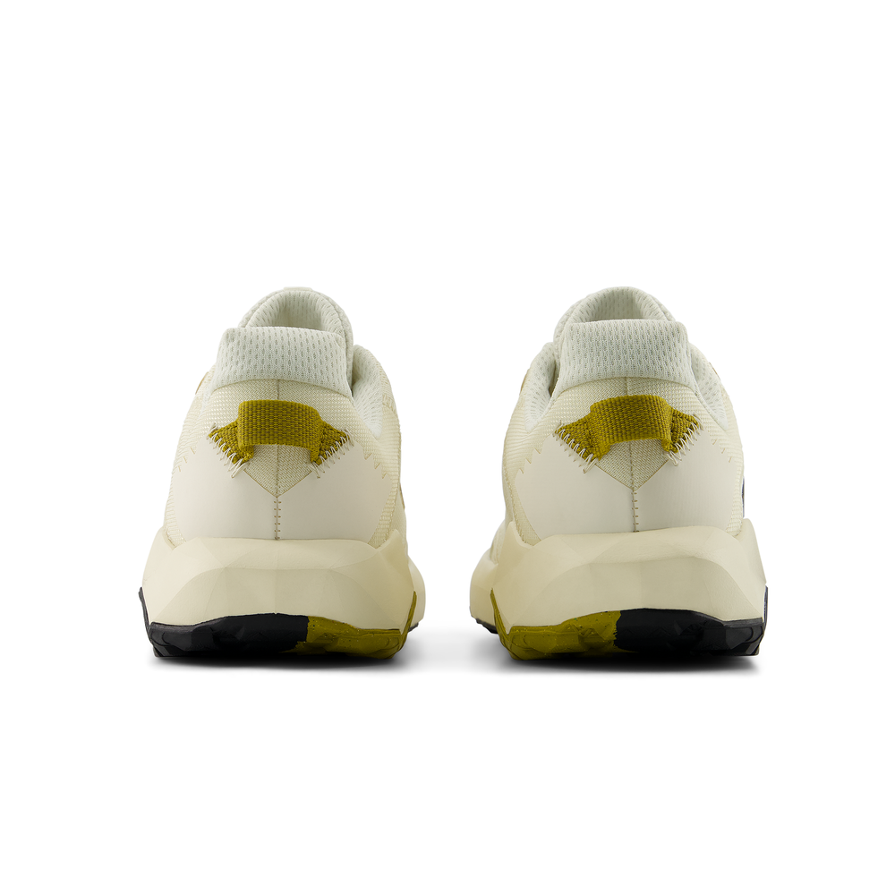 Pánské boty New Balance DynaSoft Nitrel v6 MNTR4SE – béžové