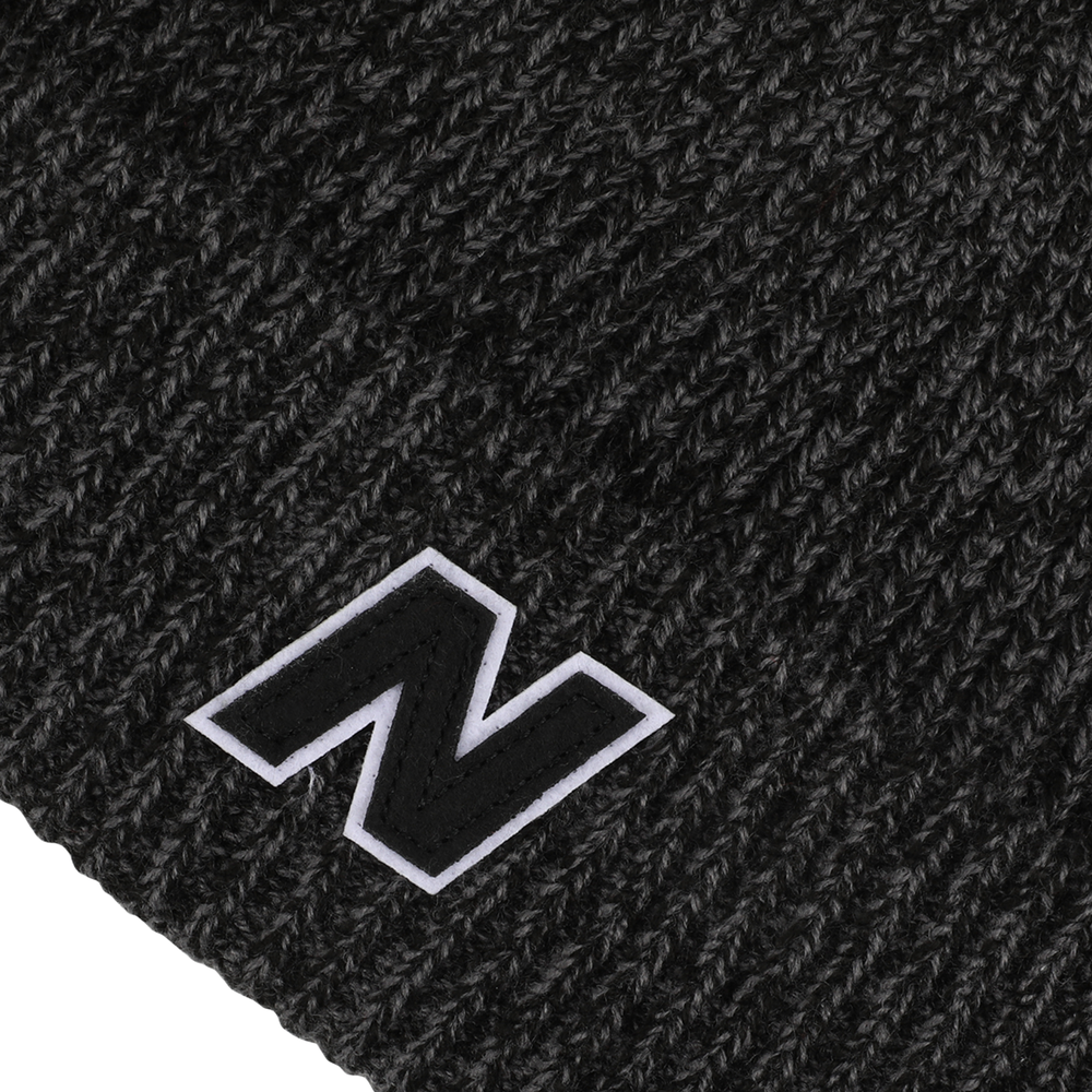 Čepice New Balance LAH53009BK – černé