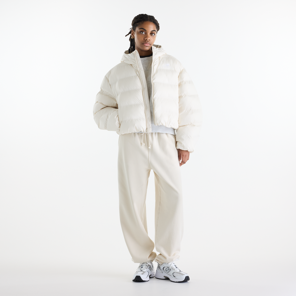 Dámská bunda New Balance Boston Puffer – béžové
