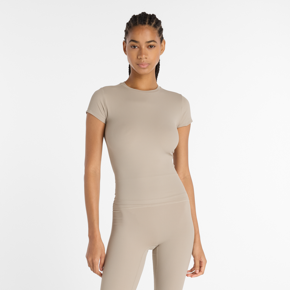 Dámské tričko New Balance WT53125ADS – béžové
