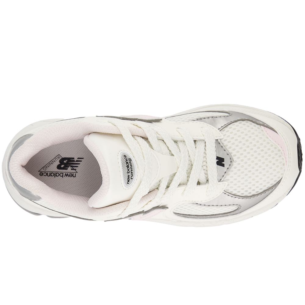 Dětské boty New Balance PC2002PN – bílé
