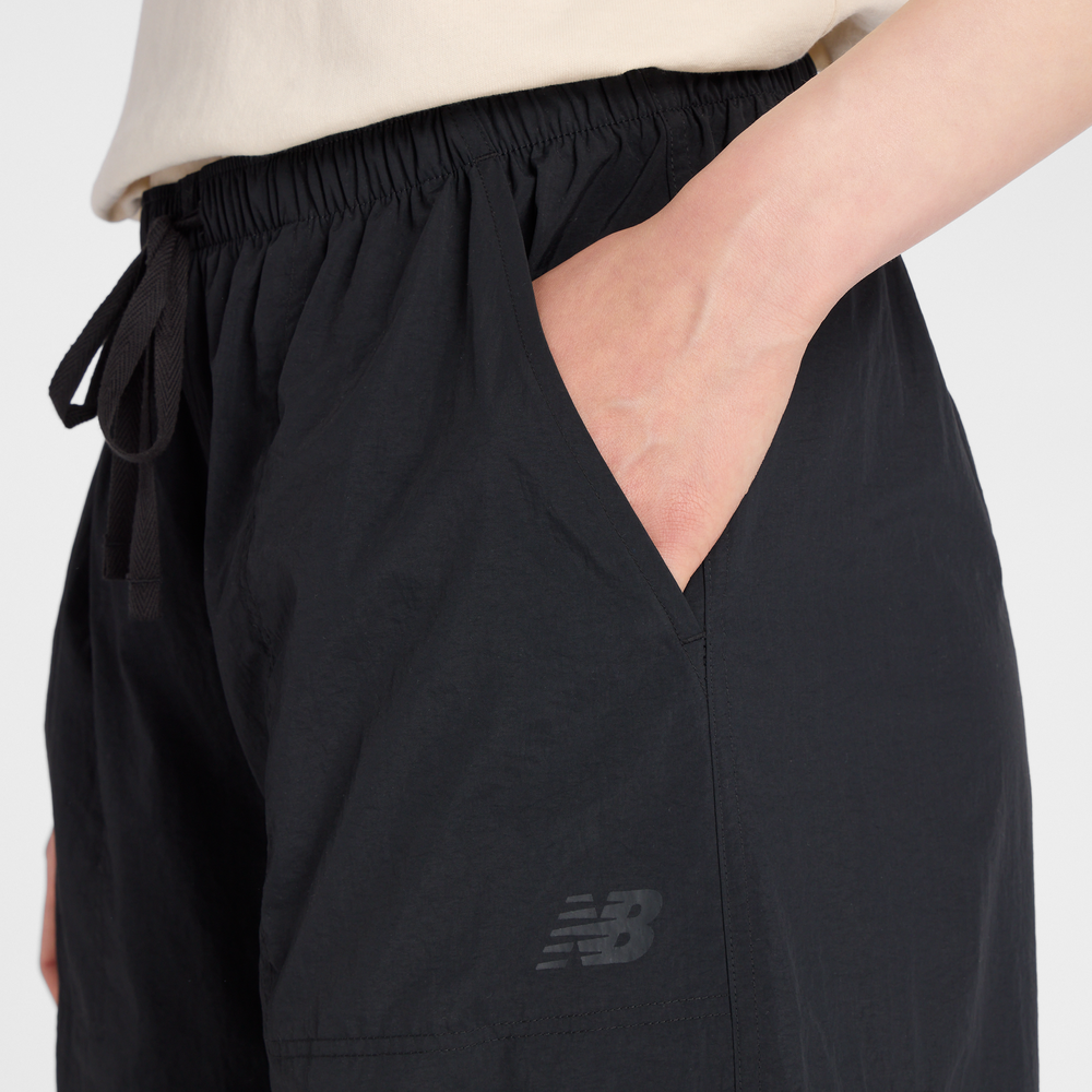 Dámské kalhoty New Balance Cargo – černé