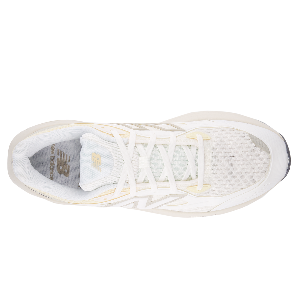Dámské boty New Balance UTRNEA – béžové,