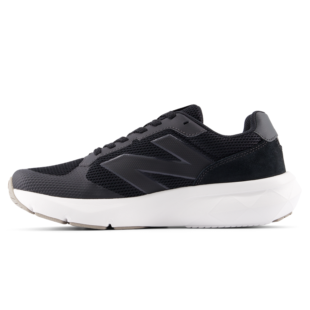 Unisexboty New Balance Dynasoft UA800 v1 UA800BA1 – černé