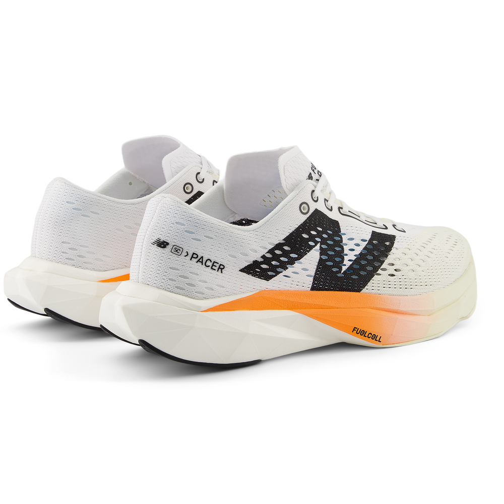 Pánské boty New Balance FuelCell SuperComp Pacer v2 MFCRRCH2 – bílé