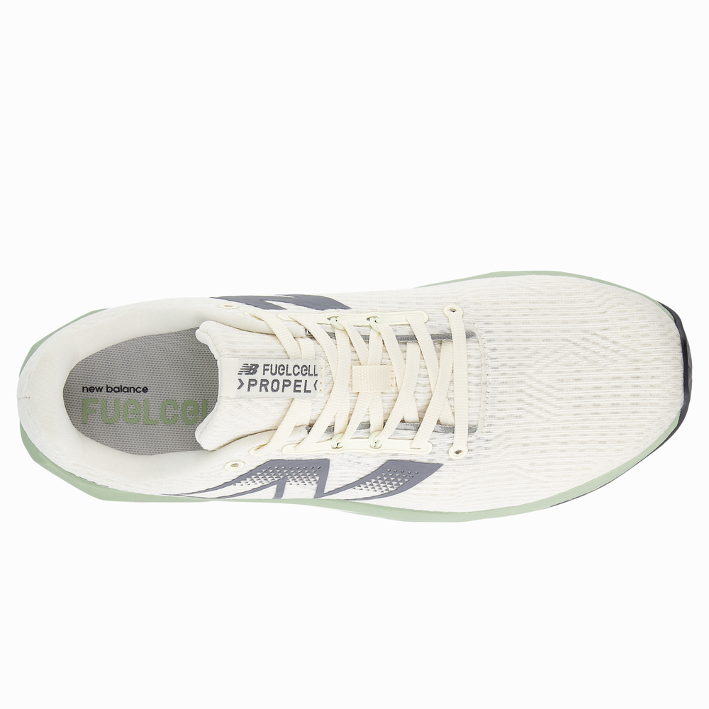 Pánské boty New Balance FuelCell Propel v5 MFCPRCA5 – béžové