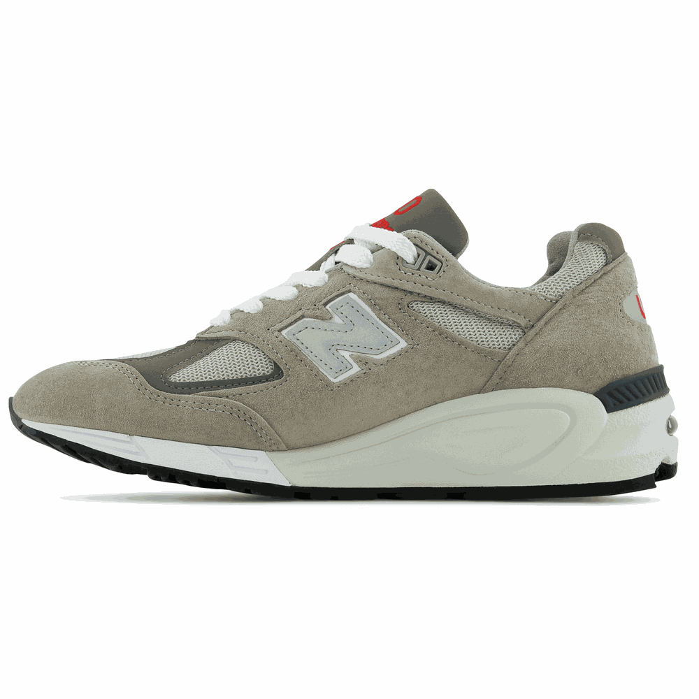 New Balance M990VS2