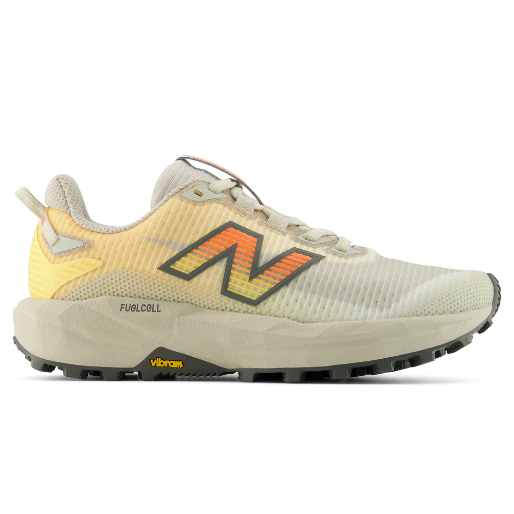 Dámské boty New Balance FuelCell Rebel Trail WRBT6G2 – béžové