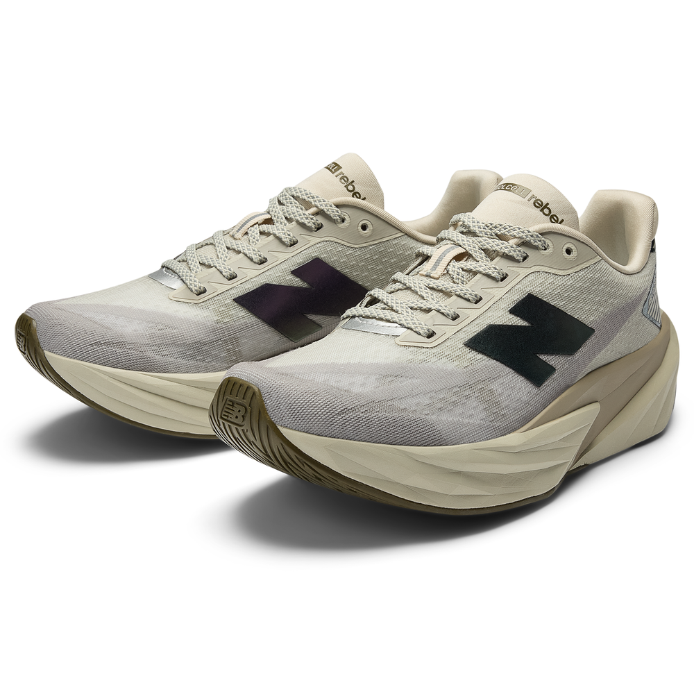 Dámské boty New Balance FuelCell Rebel v5 WFCXPB5 – béžové