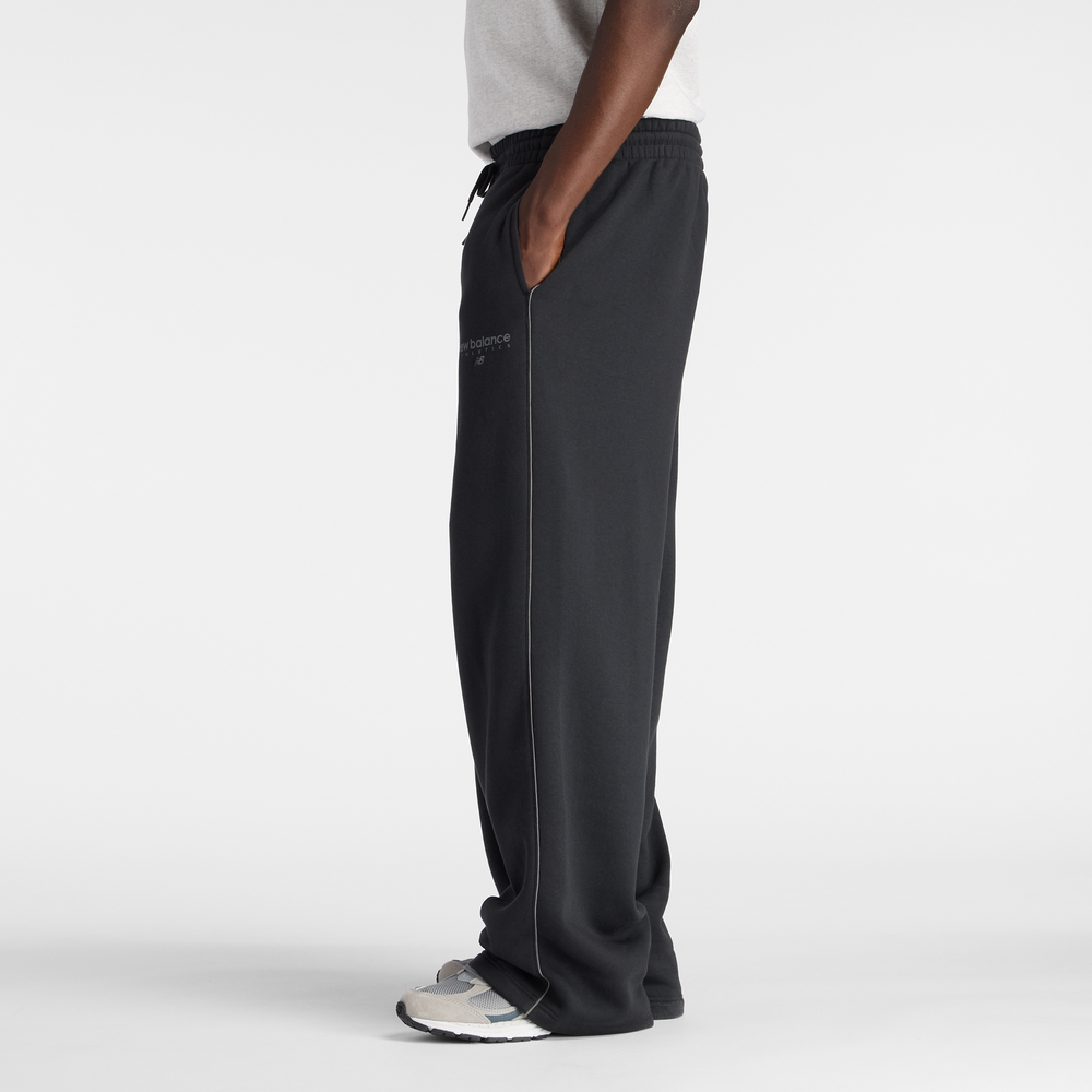 Pánské kalhoty New Balance MB61M77EBK – černé