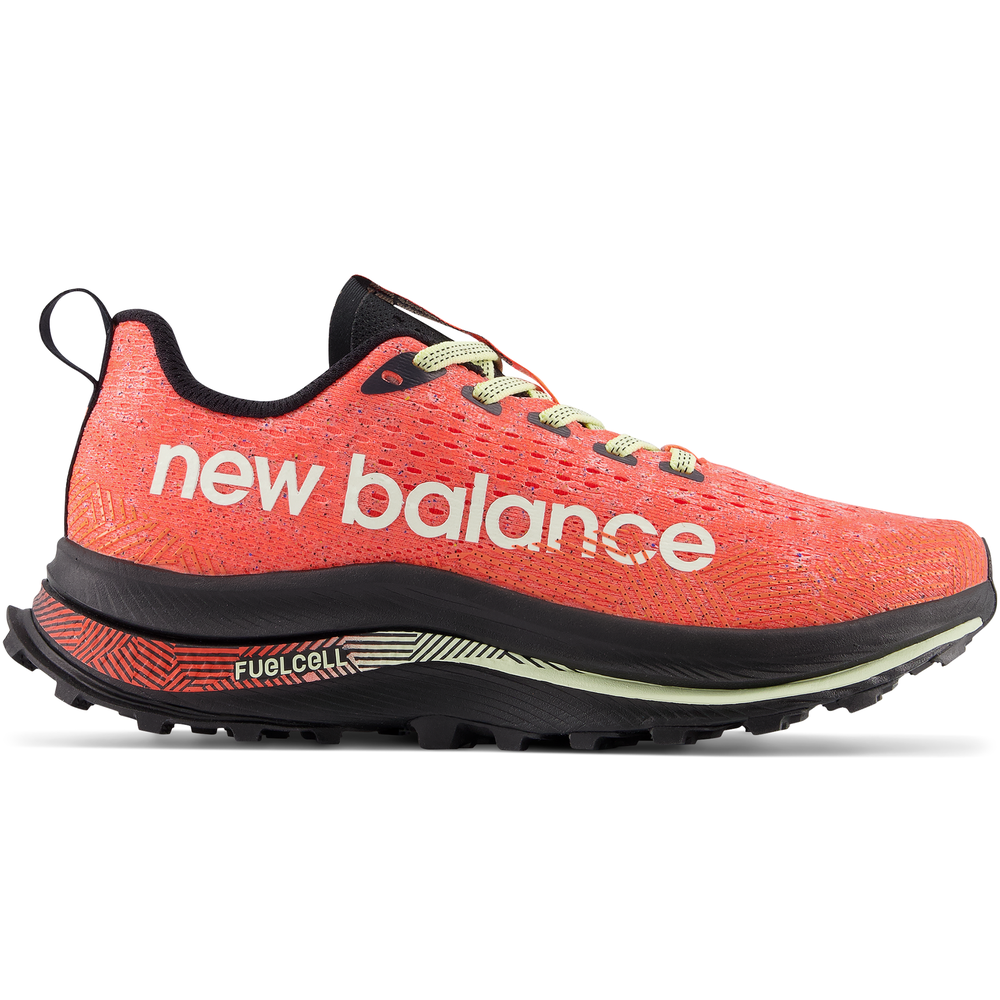 Dámské boty New Balance FuelCell SuperComp Trail WTTRXLD – červené