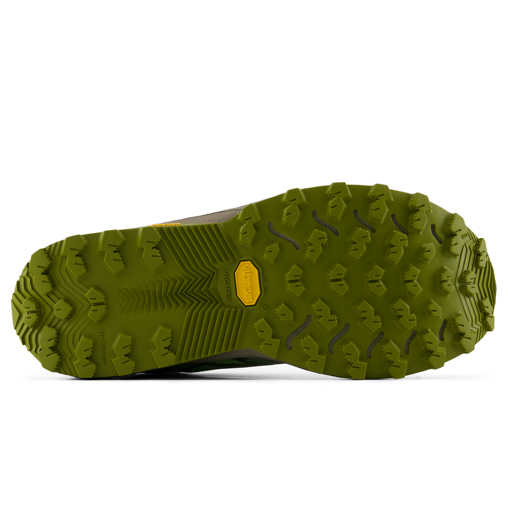 Pánské boty New Balance FuelCell Rebel Trail MRBT66K – zelené