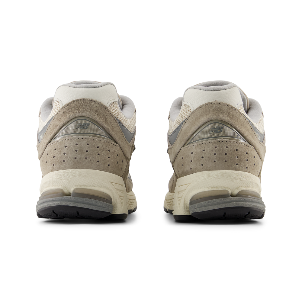 Unisex boty New Balance U2002RRD – hnědý