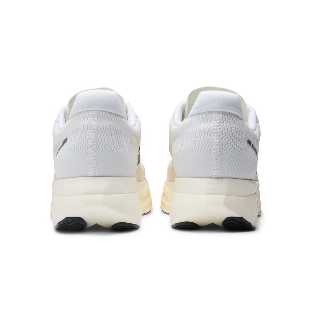 Dámské boty New Balance FuelCell SC Elite V5 WRCELLD5 – bílé