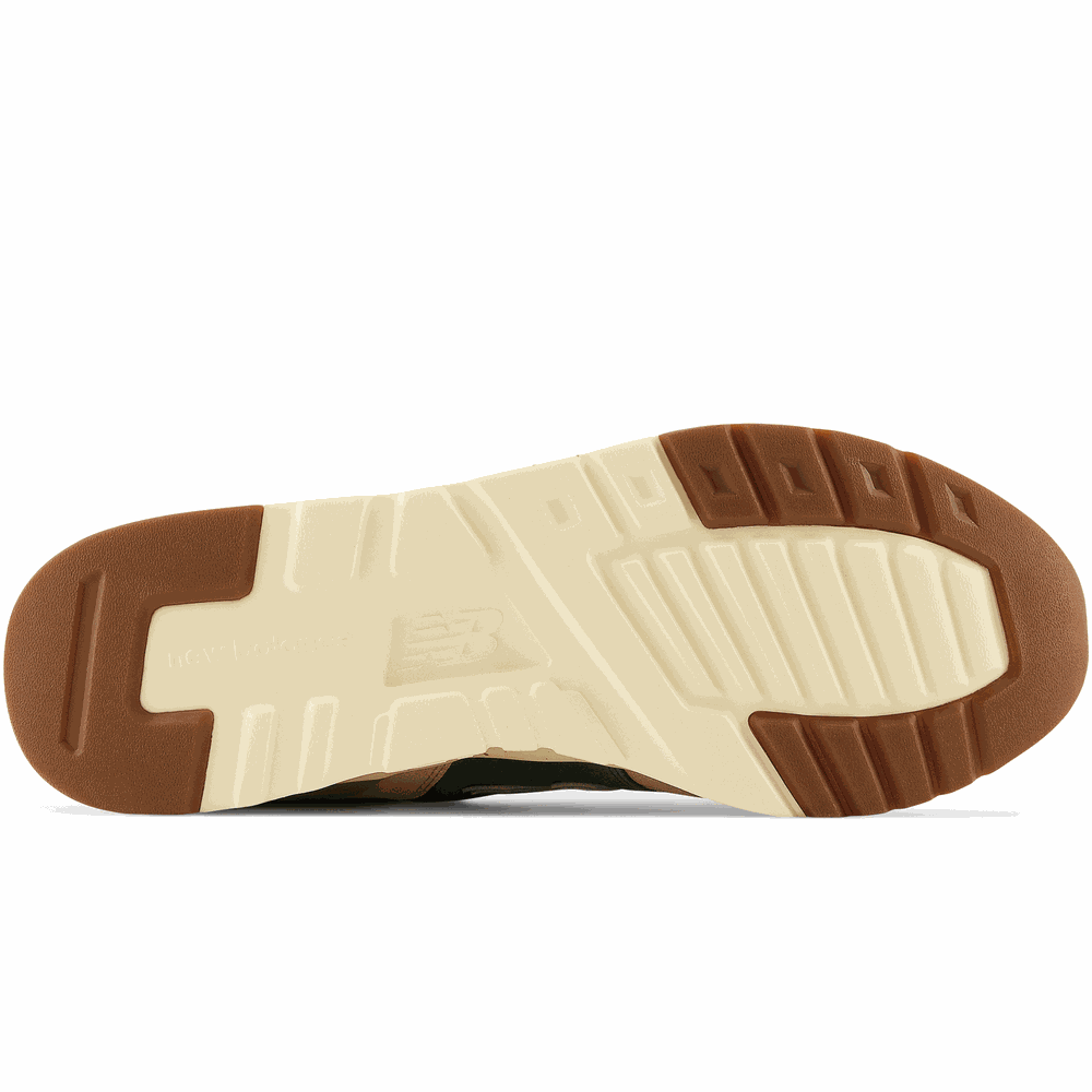 Boty New Balance CM997HTW – hnědý