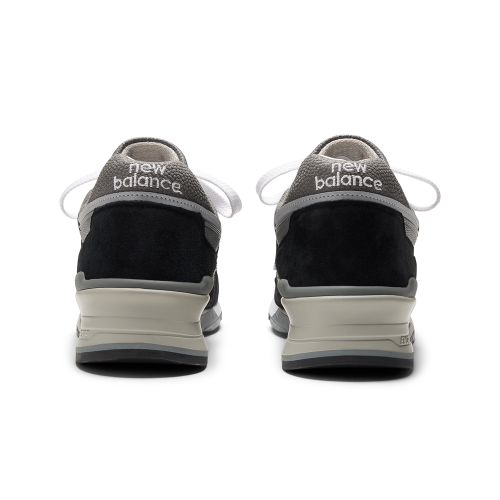 Unisex boty New Balance U997BK - černé