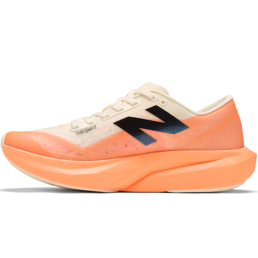 Dámské boty New Balance FuelCell Rebel v4 WFCXCC4 – oranžová