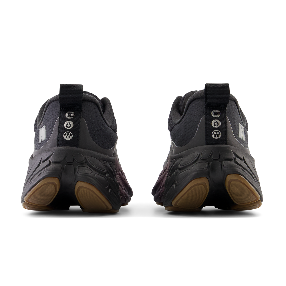 Dámské boty New Balance Fresh Foam x More v4 Permafrost WMORWBK – černé