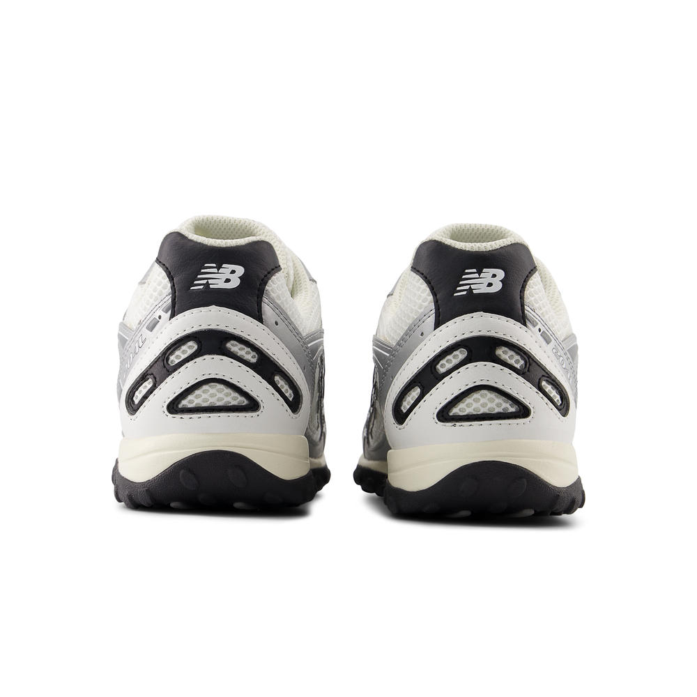 Unisex boty New Balance U204LSWD – stříbrný