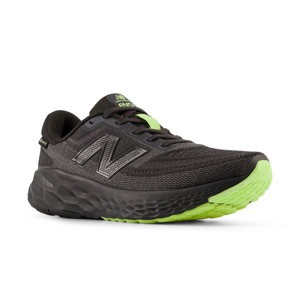 Dámské boty New Balance Fresh Foam Evoz v4 Gore-Tex WEVOZ2YH – černé