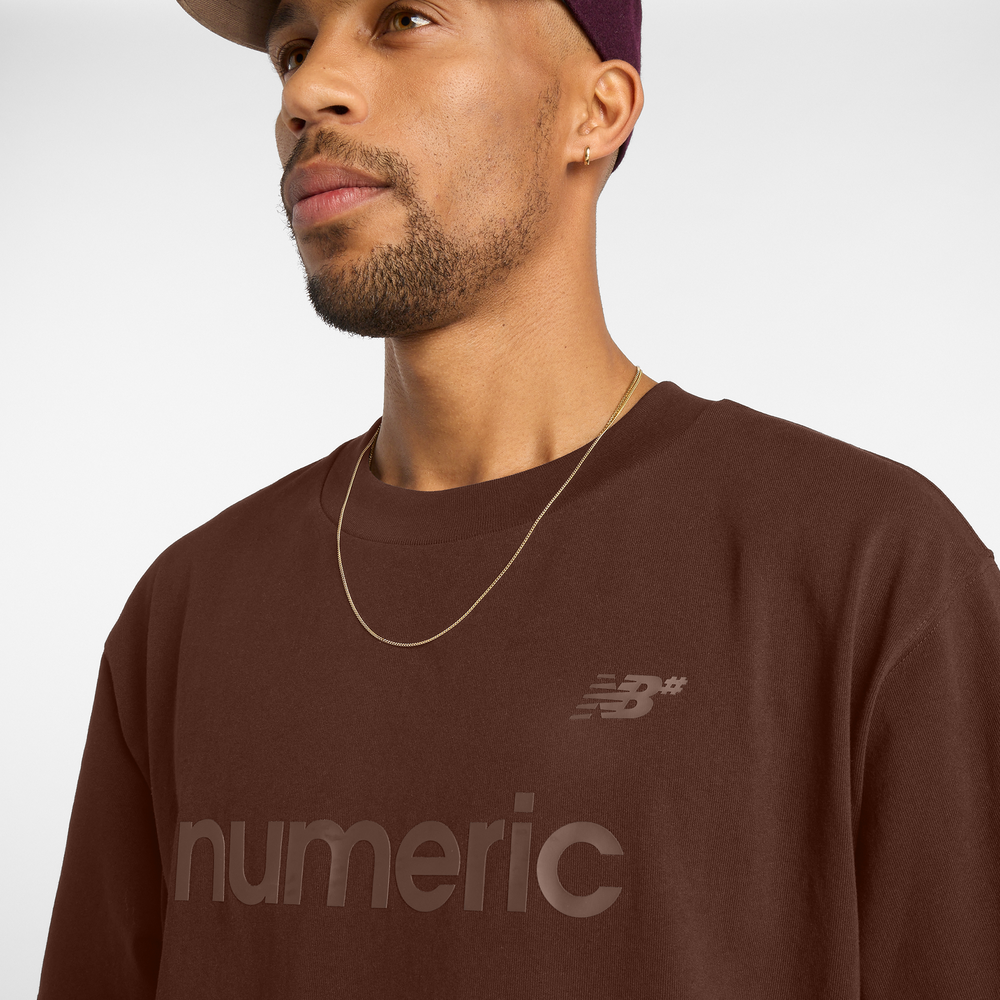 Pánské tričko New Balance Numeric MT51955ROK – hnědý