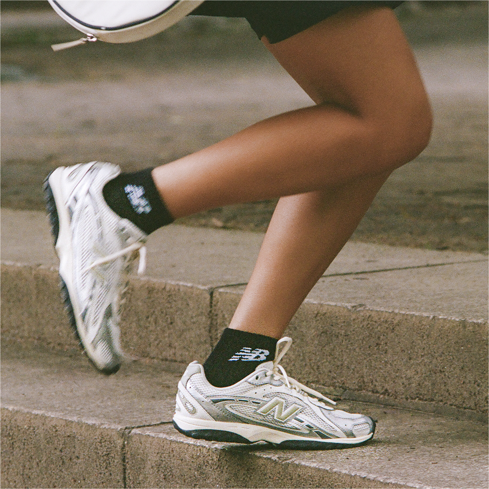 Unisex boty New Balance U204LSWB – stříbrný