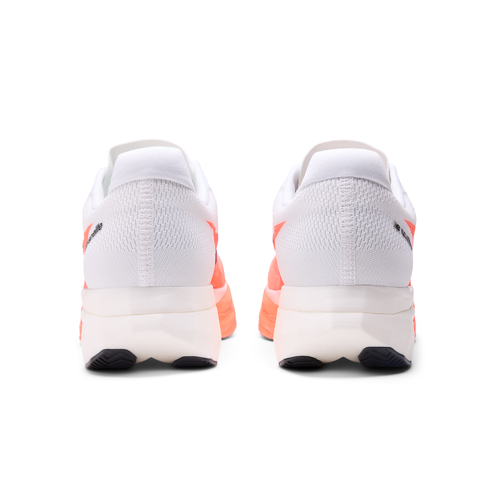 Boty na běhání New Balance FuelCell SC Elite V5 MRCELLR5 – oranžová
