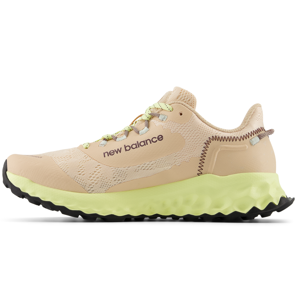 Dámské boty New Balance Fresh Foam Garoé WTGARORP –  béžové