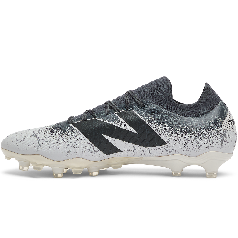 Kopačky New Balance TEKELA PRO FG V4+ ST1FLG45 – šedé