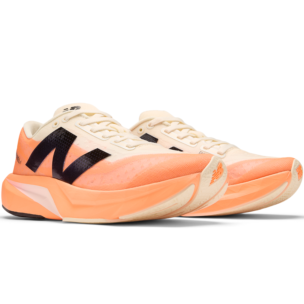 Dámské boty New Balance FuelCell Rebel v4 WFCXCC4 – oranžová